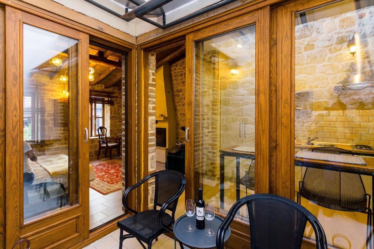 Blossom Rooms & Suite Karaferye Dış mekan fotoğraf