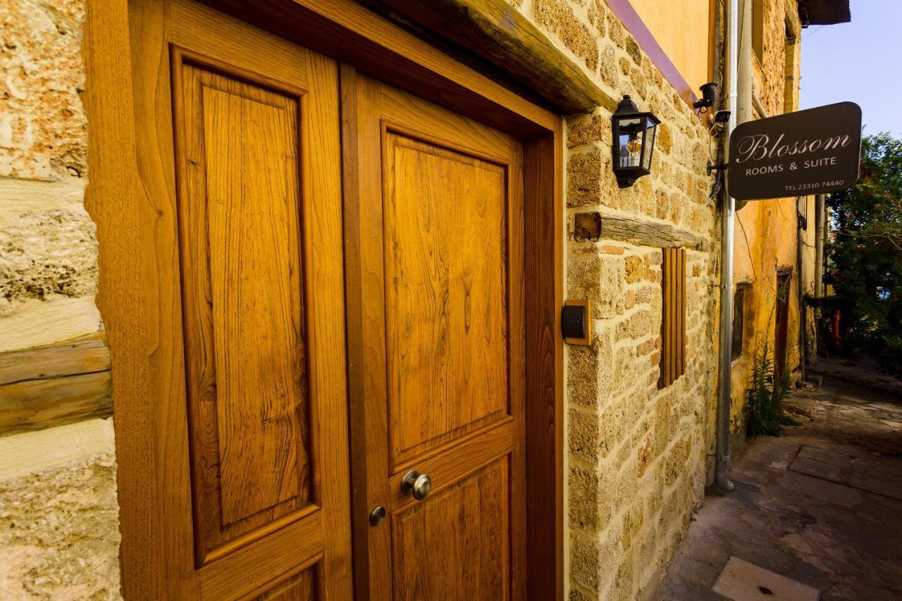 Blossom Rooms & Suite Karaferye Dış mekan fotoğraf
