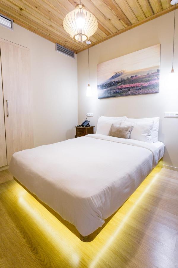Blossom Rooms & Suite Karaferye Dış mekan fotoğraf