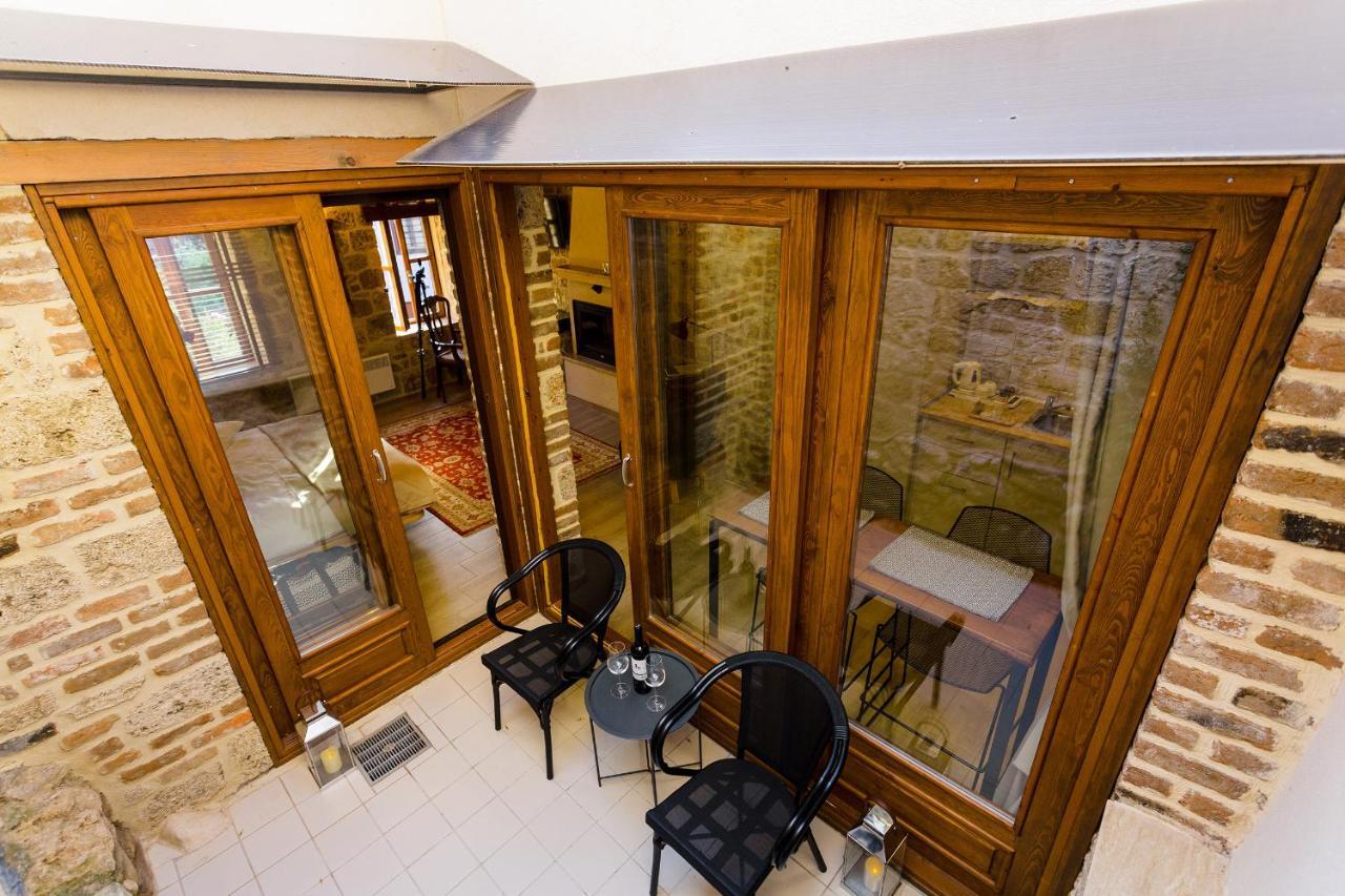 Blossom Rooms & Suite Karaferye Dış mekan fotoğraf