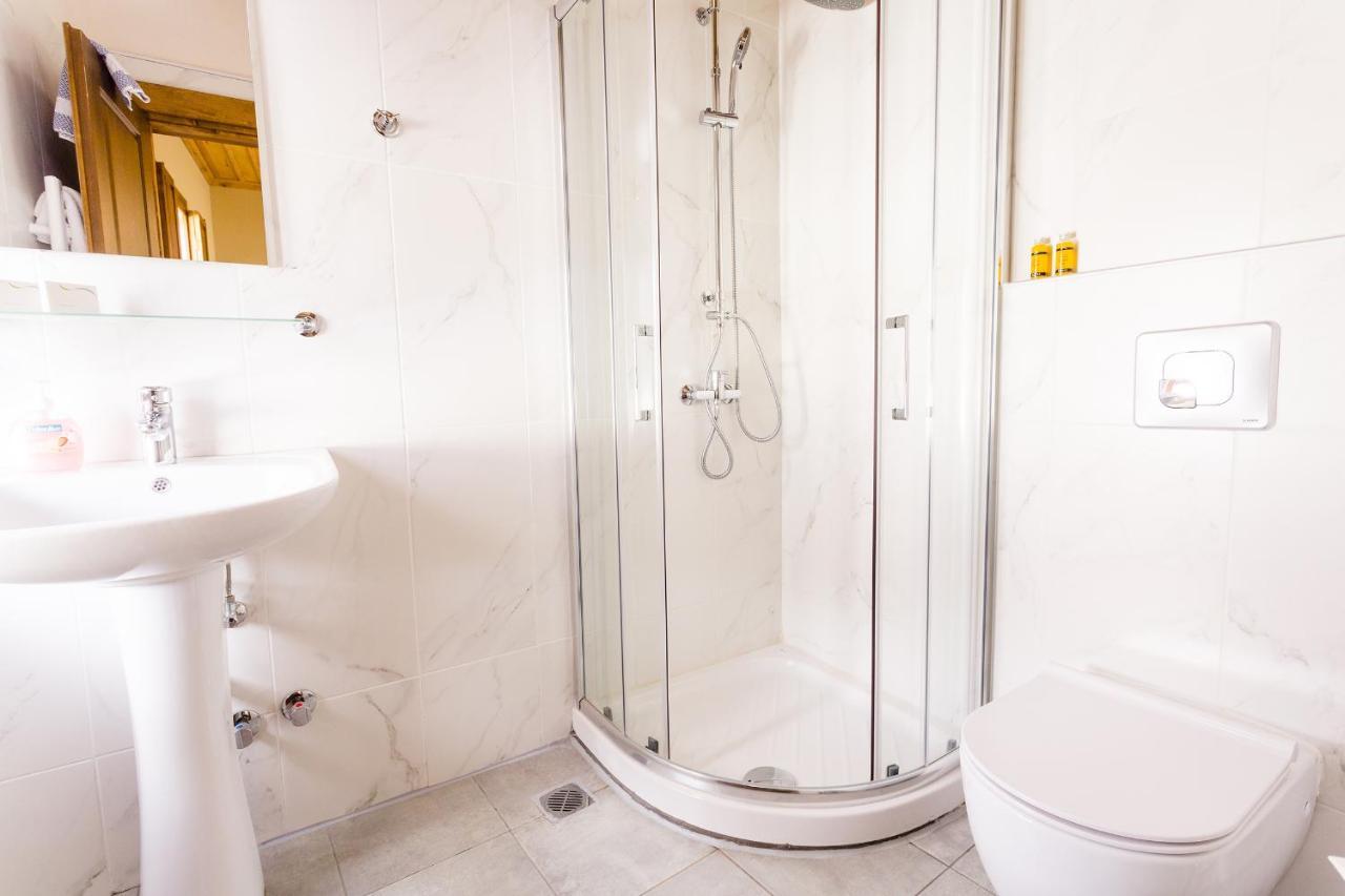 Blossom Rooms & Suite Karaferye Dış mekan fotoğraf