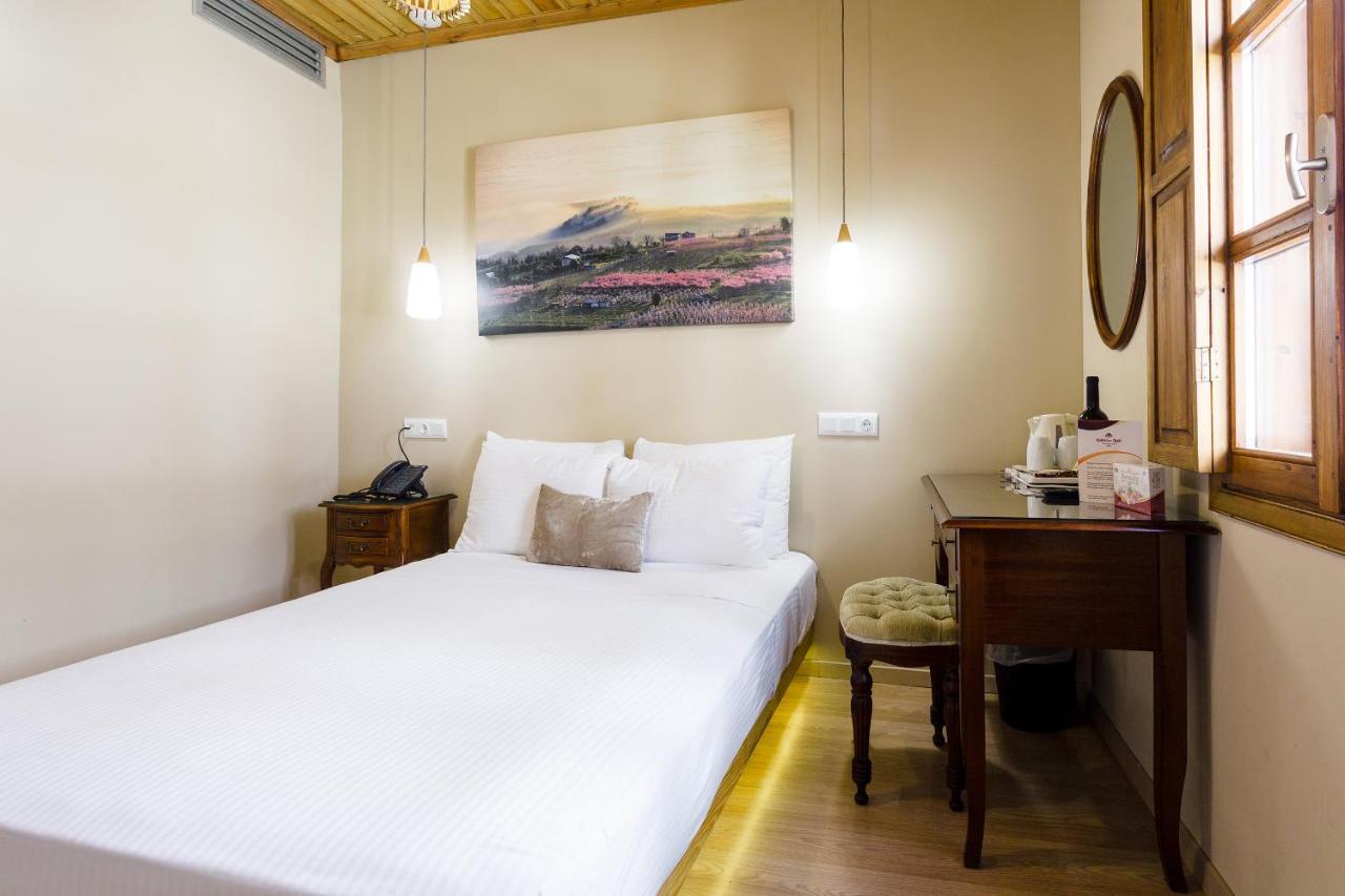 Blossom Rooms & Suite Karaferye Dış mekan fotoğraf